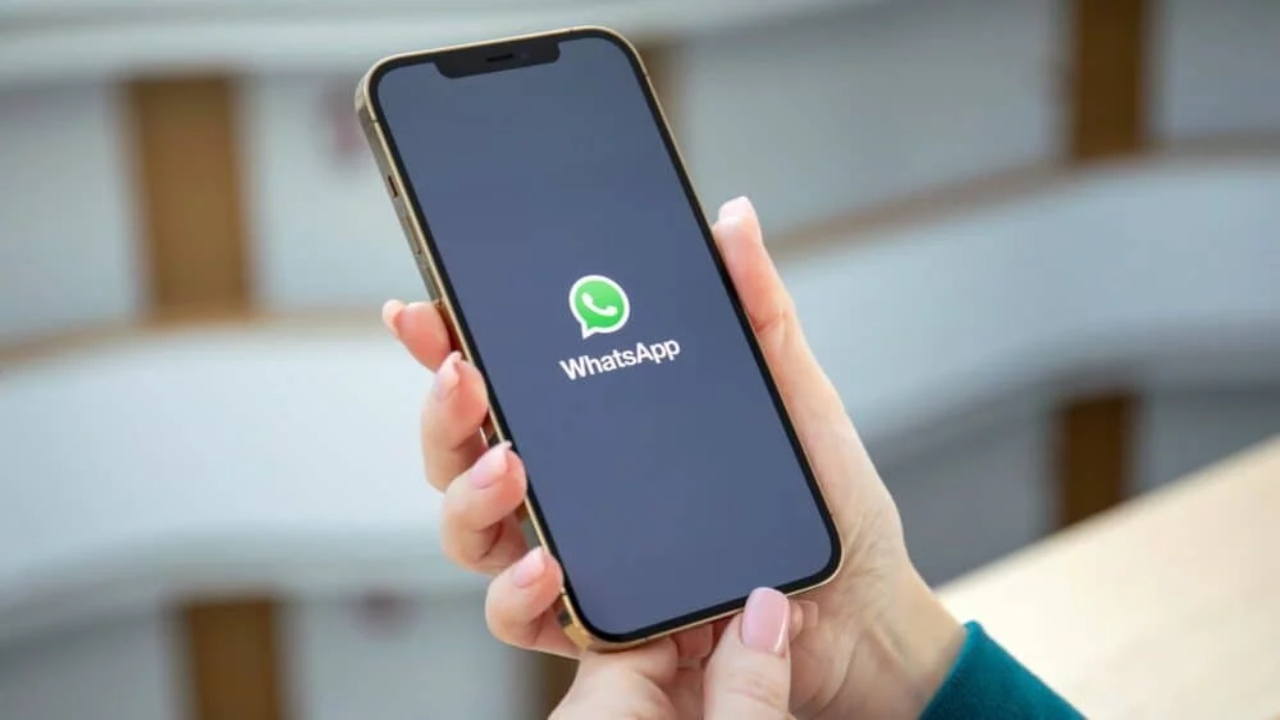 WhatsApp Introduces New Feature to Clear Unread Messages